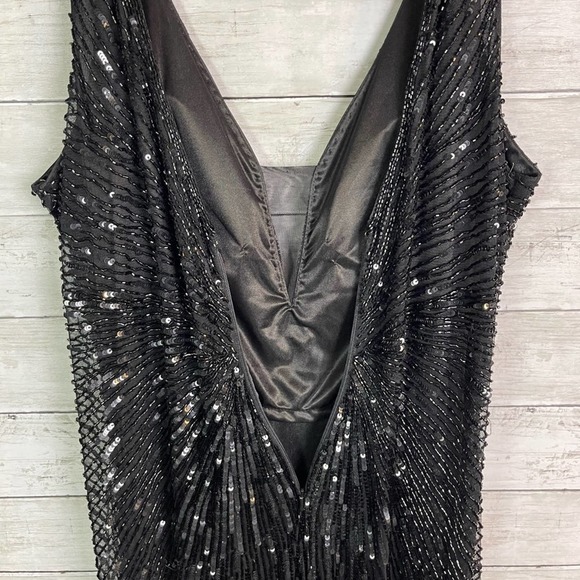 Mac Duggal Black Sequin Gown - Picture 10 of 15